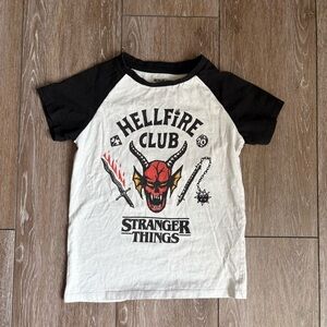 Stranger Things Hellfire Club Kids Raglan T-Shirt Netflix Size 7-8